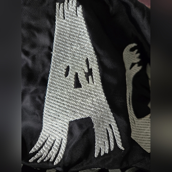 SHI Black Bomber Jacket Peace Graphic XL Streetwear festival Hip Hop Embroidered - Picture 4 of 7